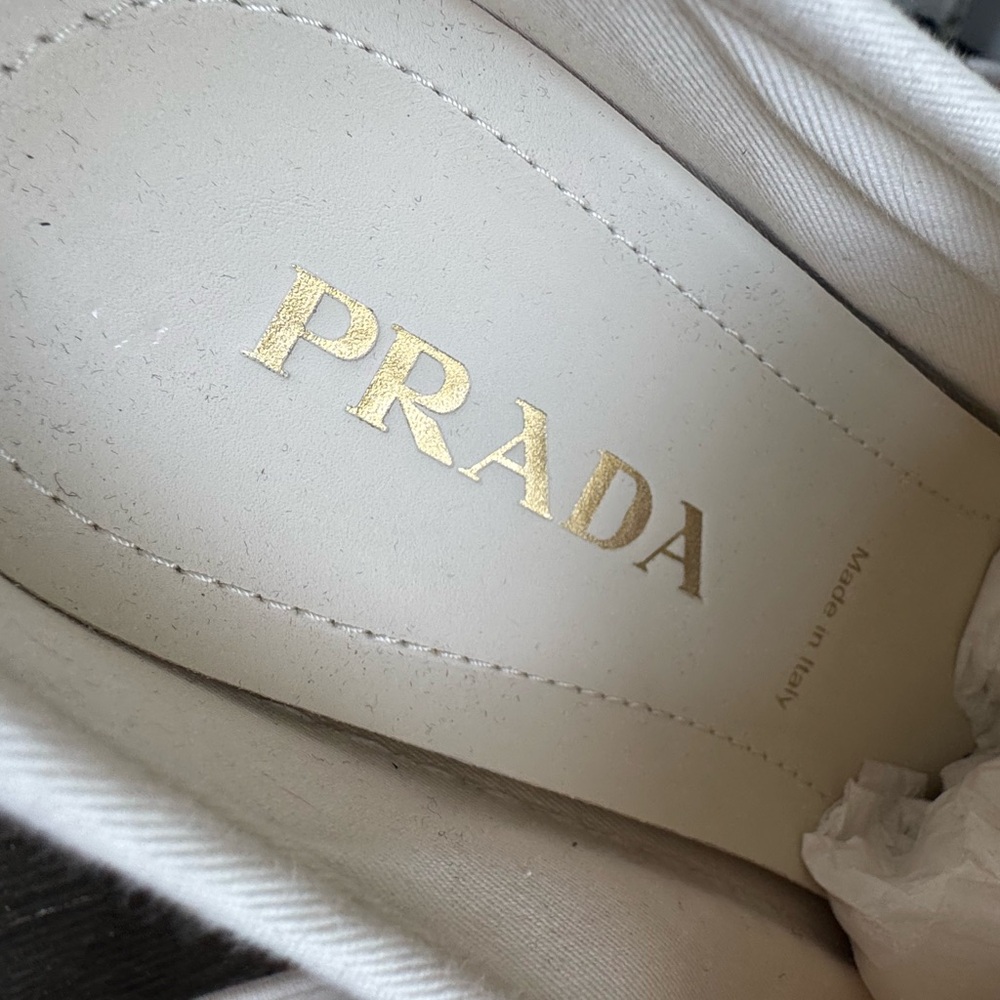 Prada Off-White Low Top Sneakers - NEW - Picture 8 of 10